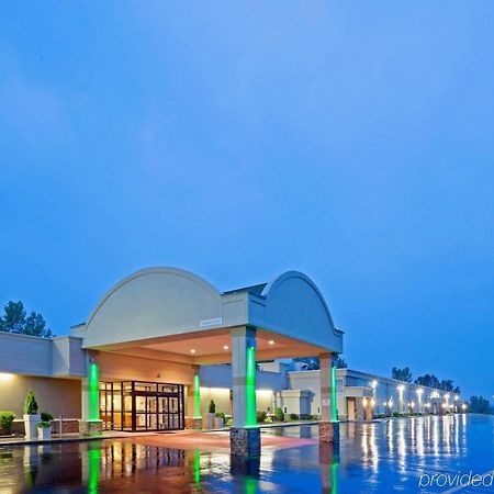 Holiday Inn Johnstown-Gloversville Екстериор снимка