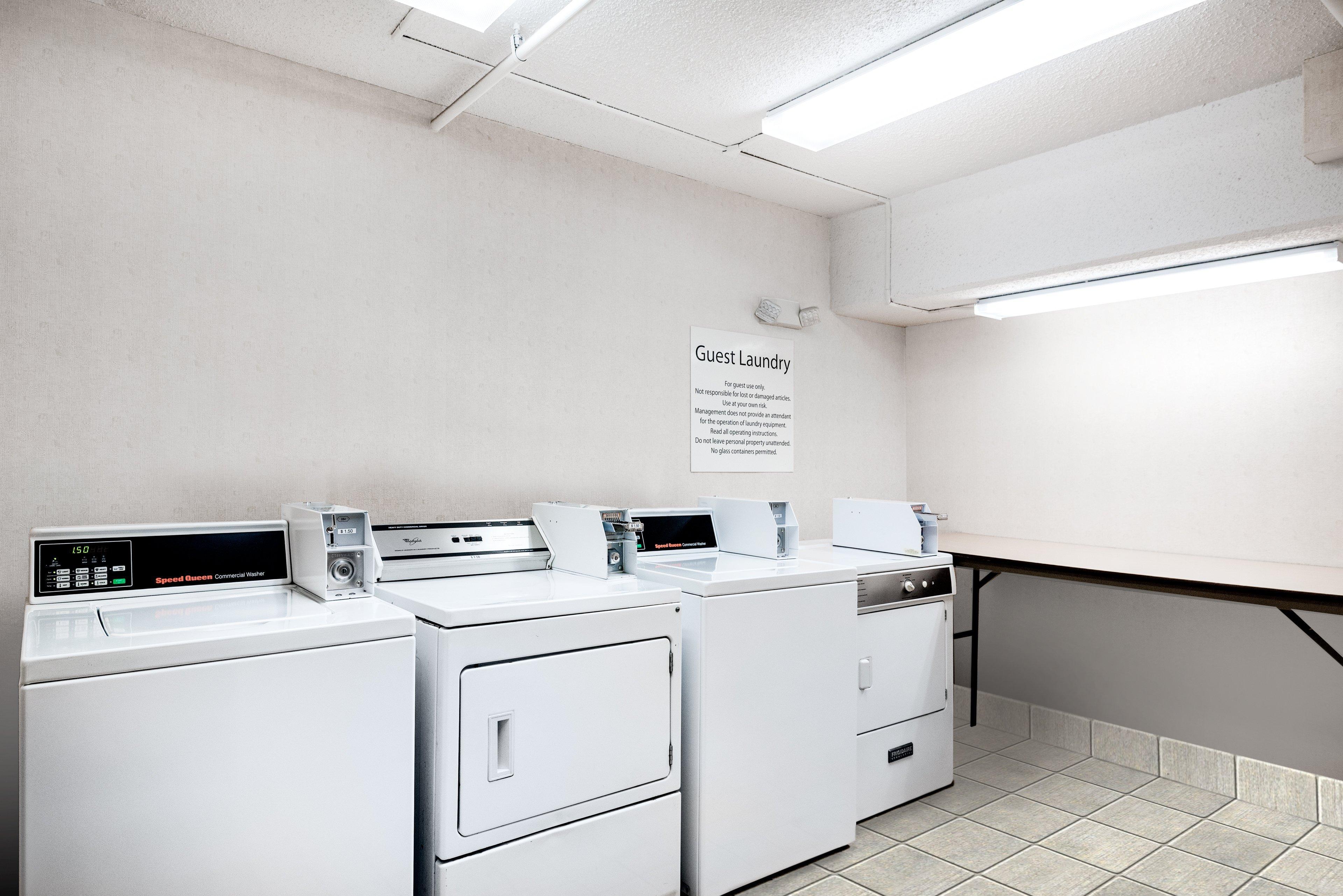 Holiday Inn Johnstown-Gloversville Екстериор снимка