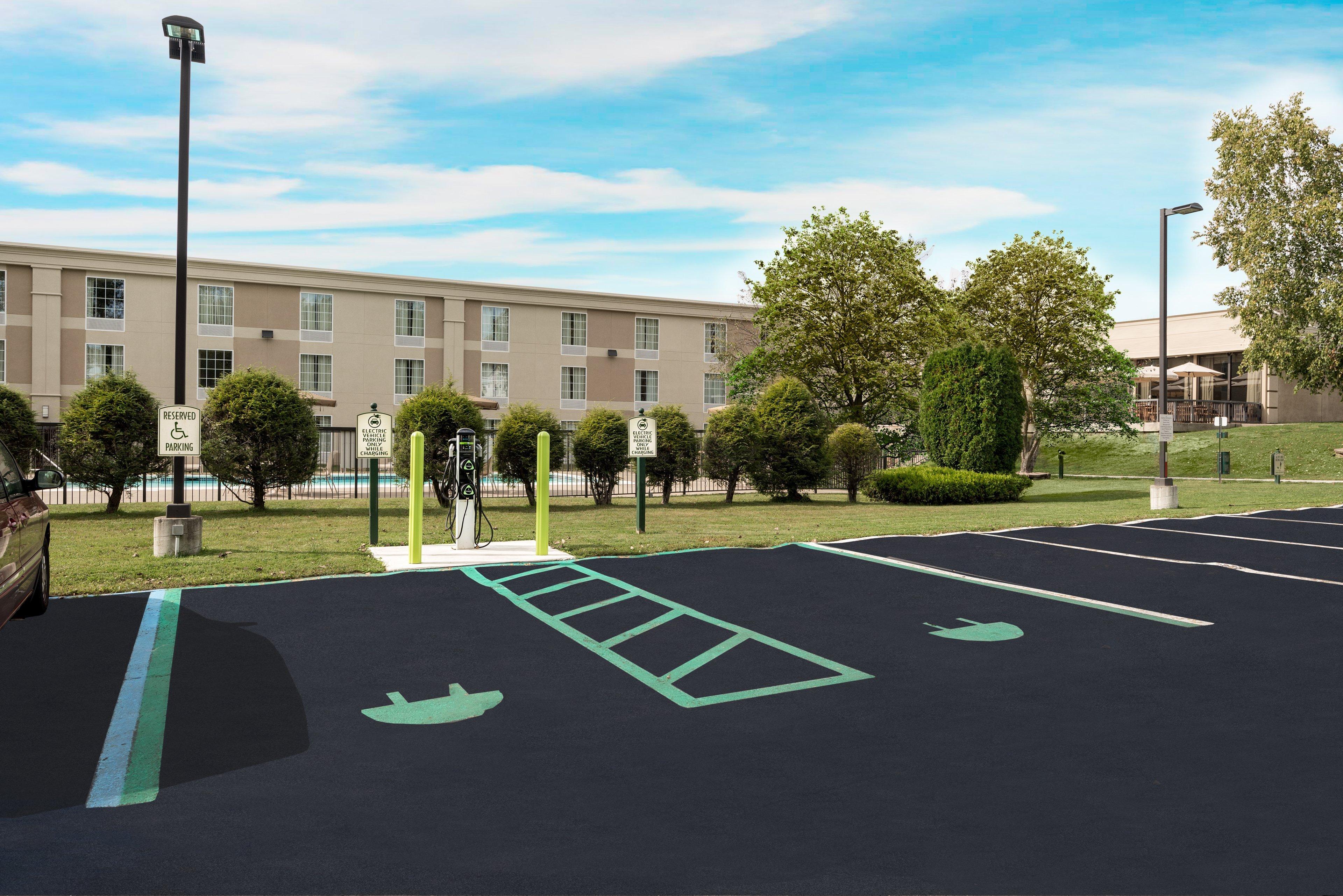 Holiday Inn Johnstown-Gloversville Екстериор снимка