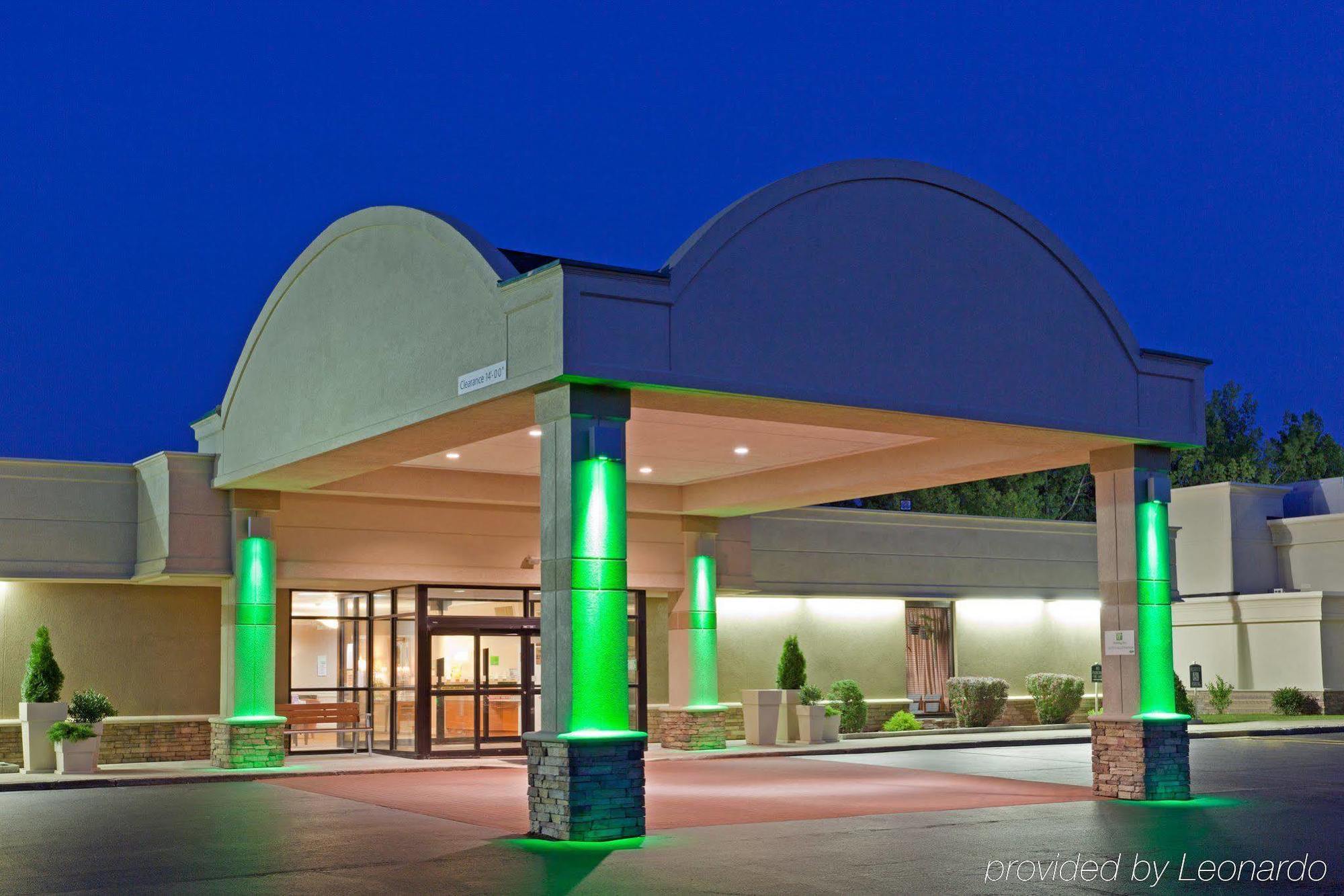 Holiday Inn Johnstown-Gloversville Екстериор снимка