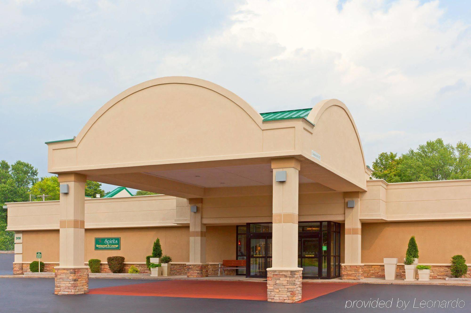 Holiday Inn Johnstown-Gloversville Екстериор снимка
