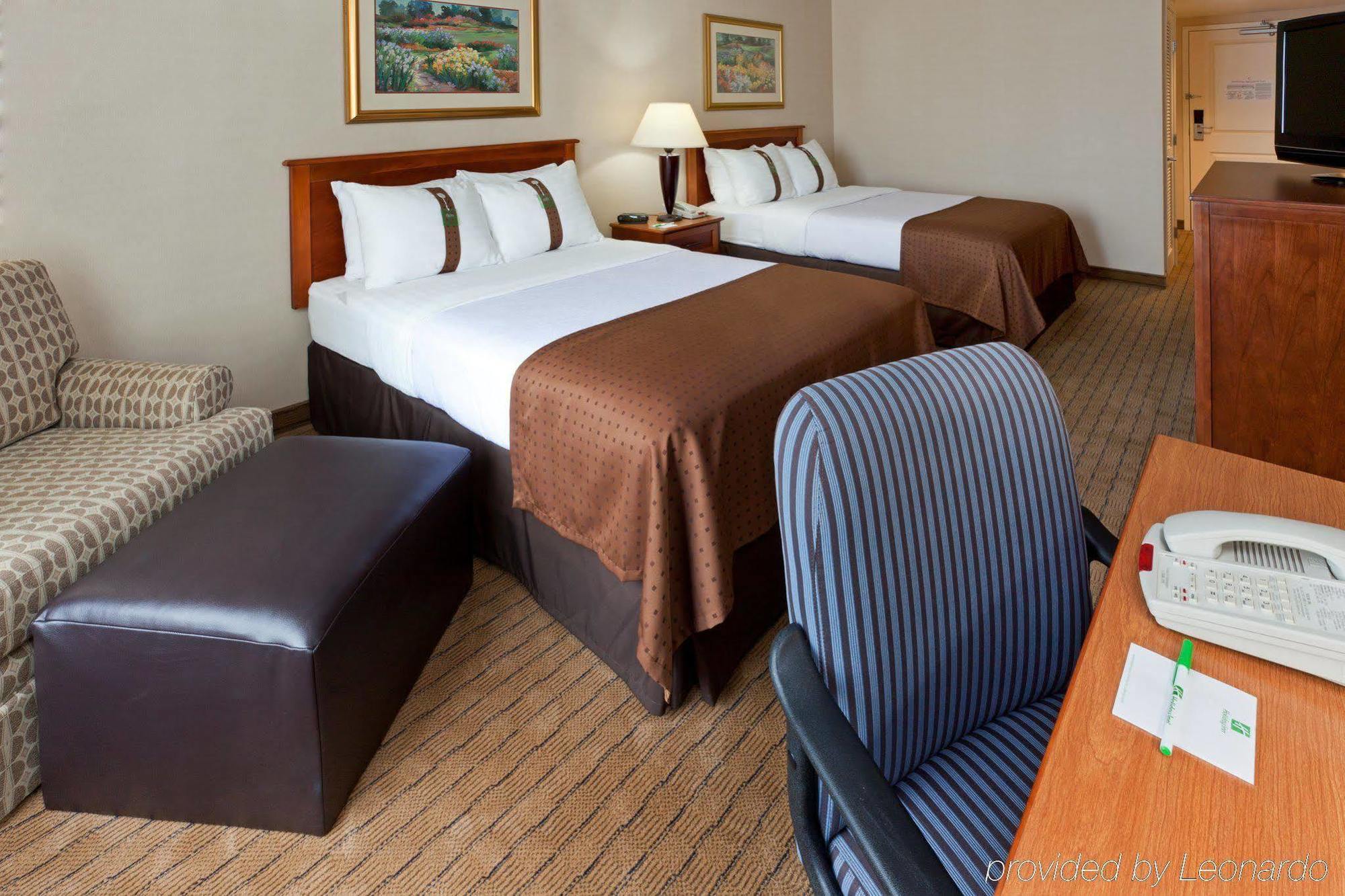 Holiday Inn Johnstown-Gloversville Стая снимка