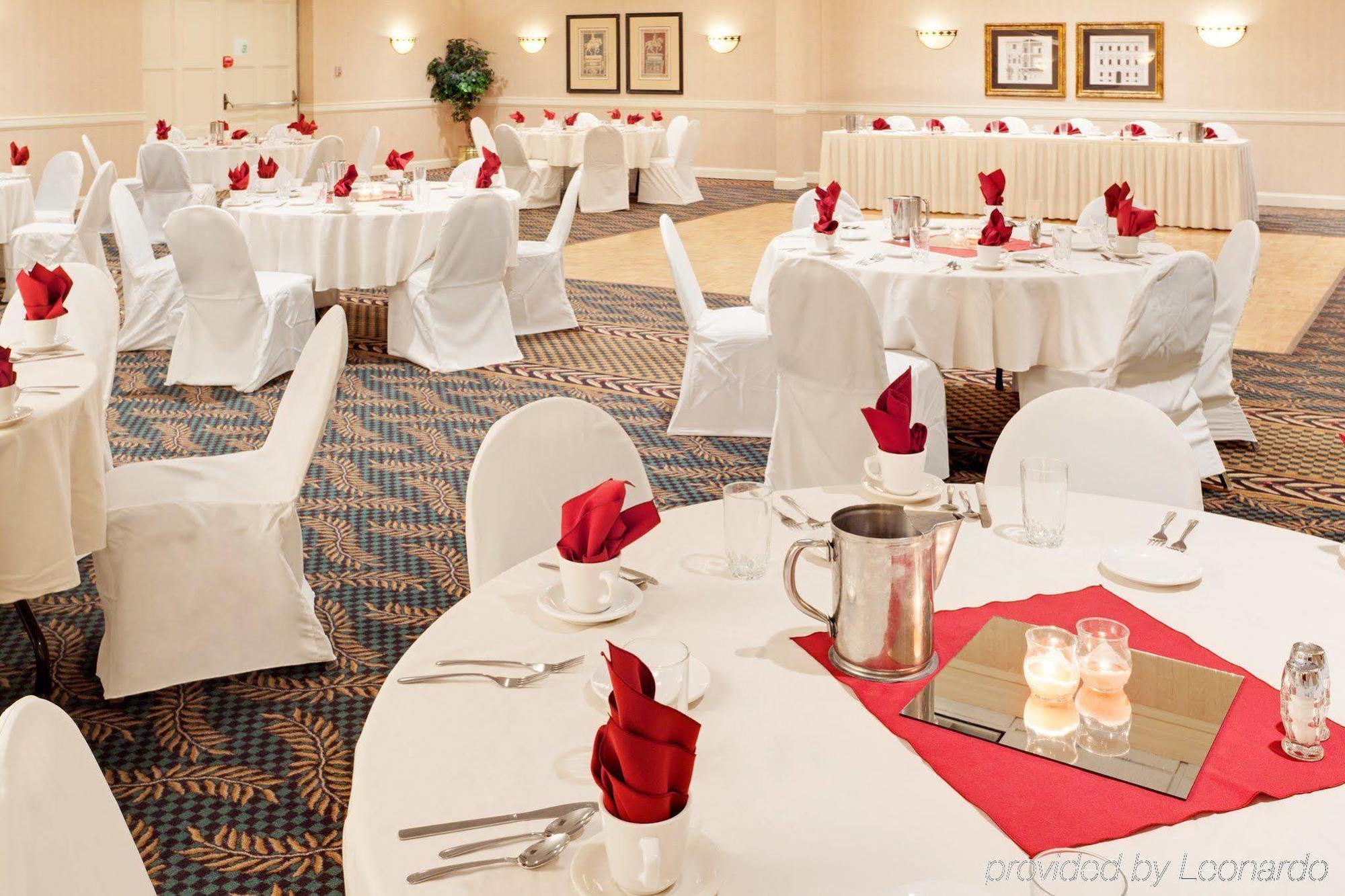 Holiday Inn Johnstown-Gloversville Ресторант снимка